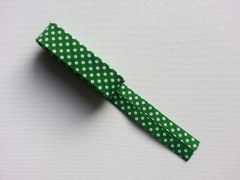 Gepunktetes Schr�gband als 2m-St�ck, grassgr�n-wei�