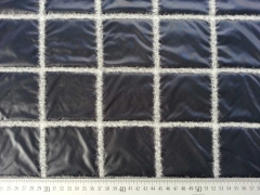 Steppstoff mit Wollfutter Quadrate, nachtblau
