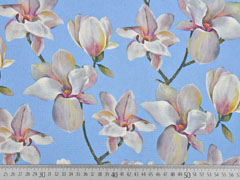 Blusenstoff Digitaldruck Magnolien, hellblau
