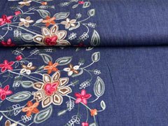 Jeansstoff Stickerei Bord�re Blumen, dunkelblau