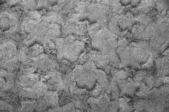 Edles Pelzimitat mit Struktur, silbergrau