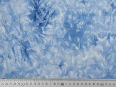 Viskose Batiklook kleine Bl�tter, wei� hellblau