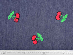 leichter Jeansstoff gestickte Kirschen, rot dunkelblau