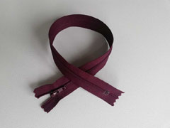 Rei�verschluss 35 cm nicht teilbar, weinrot