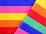 Wellnessfleece Streifen, Regenbogen Farben