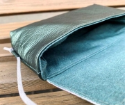 Vintage Lederimitat gepr�gte Optik in metallic gr�n