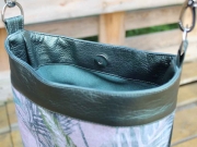 Vintage Lederimitat gepr�gte Optik in metallic gr�n