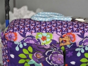 Baumwollstoff Blumen Knospen Bl�tter, flieder lila