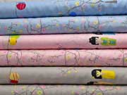 Baumwollstoff kleine Geisha & Freunde Bord�re, hellblau