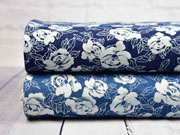 Stretchjeansstoff Blumen, wei� auf jeansblau