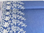 Jeansstoff gestickte Bogenkante Blumen, jeansblau