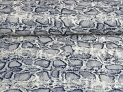 Blusenstoff Crepe Schlangenmuster, grau