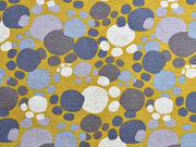 Alpenfleece Sweatstoff Punkte Tatzen, grau ocker