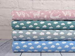 Baumwollstoff Wolken, wei� hellblau