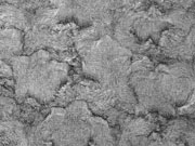 Edles Pelzimitat mit Struktur, silbergrau