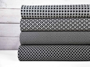elastischer Hosenstoff Rauten & Kreuze, schwarz weiss