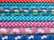 Baumwollstoff Hasen Bienen Blumen Hamburger Liebe, blaulila