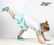 BW Punkte 2,2 cm - weiss auf hellmint