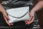 kr�ftiges Lederimitat silber metallic