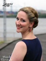 edler Piquestoff, dunkelblau