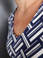 Viskose Jersey Webmuster, dunkelblau creme