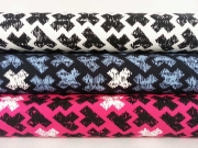 Jersey gestrichelte Kreuze, pink weiss